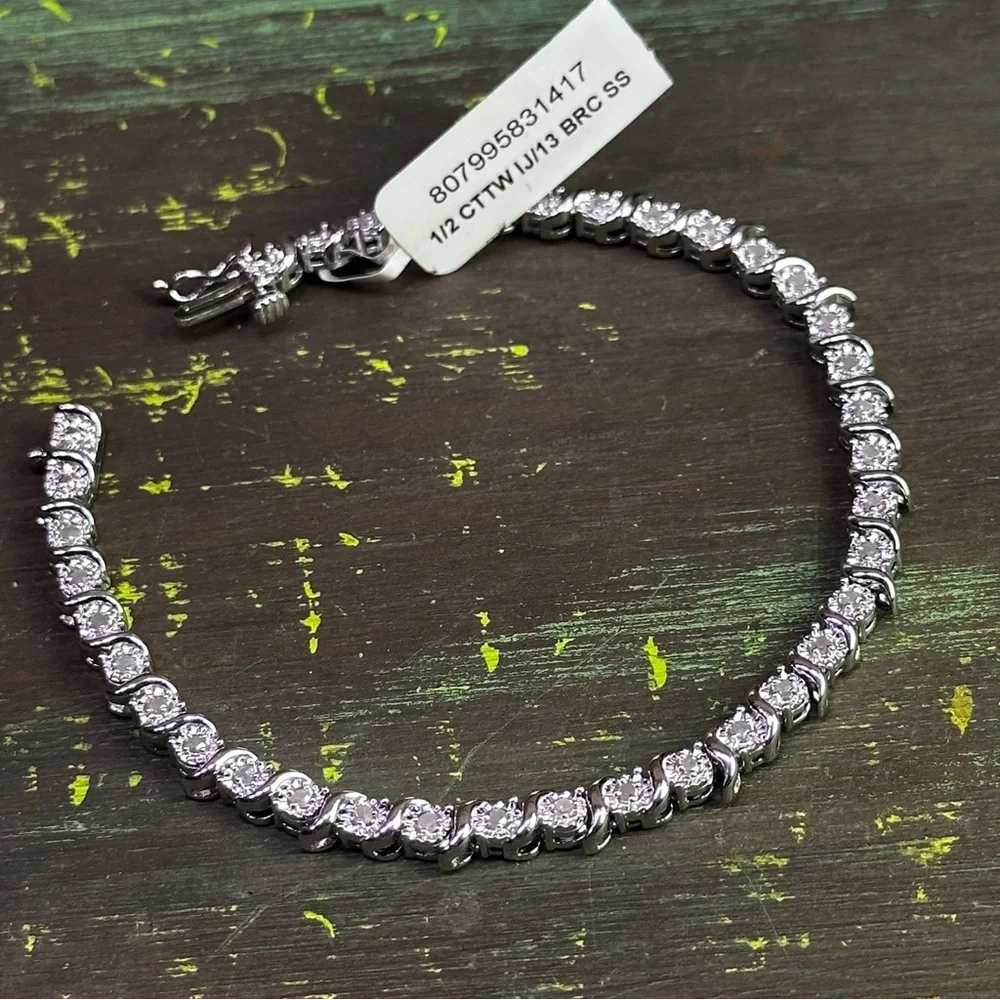 ‎ Diamond Tennis Bracelet 1/2 carat - Picture 7 of 9